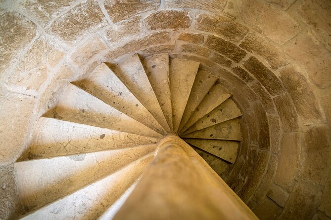 Ancient Kourion, Kolossi Castle, Omodos & Winery Tour from Paphos - Pickup, clothing, and what to bring
