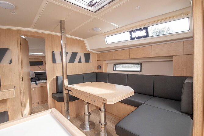 Bavaria C42- Sailing Yacht - The Bavaria C42: a yacht made for a social day