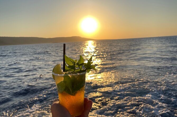 BLUE LAGOON BOAT TRIP | Waterslide | Music | Wine | - Why the Blue Lagoon trip works so well for families