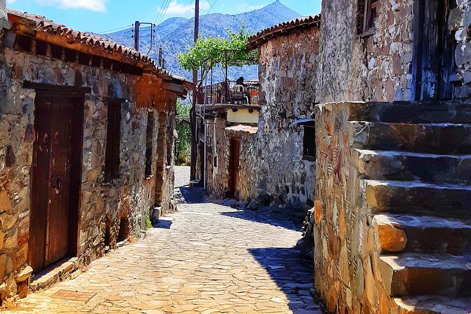 FAB Private Customized Tours Cyprus from Larnaca city - Food, snacks, and the lunch question