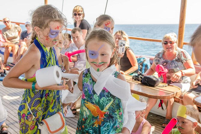 Jolly Roger | Pirates Adventure Cruise - Who should book the Jolly Roger?