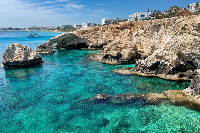 Larnaca Airport To Ayia Napa up to 4 passengers - Leaving Larnaca Airport without the taxi scramble