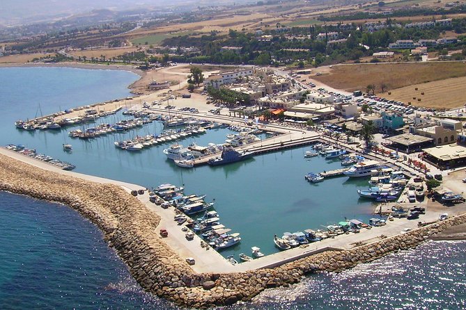 Luxury Private Motor Yacht Jeanneau NC33 to Blue Lagoon & more... - A private start from Latchi Harbour