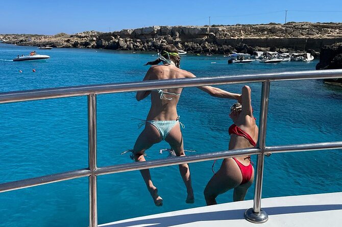 Medusa Cruises: 4-Hour Turtle Chill-Out Cruise / Lunch – Protaras - Green Bay and the turtle search