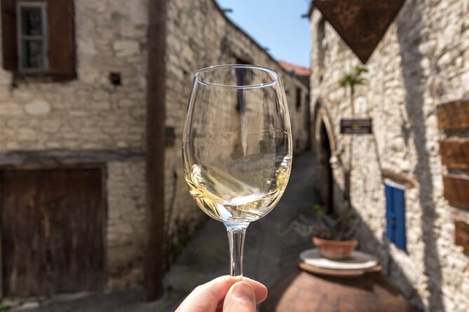 Meet the locals of Troodos mountains - Making halloumi at Loulla’s farm