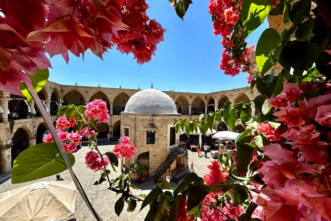 Private guided Tour of Nikosia Oldtown with Border Crossing - Why divided Nicosia makes such a strong day tour