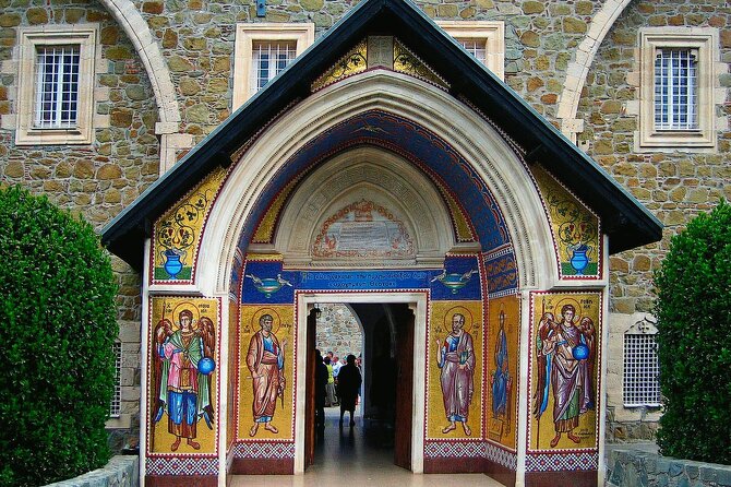 Private Troodos, Kykkos & Aphrodite's Birthplace from Limassol - Mount Throni and the tomb of Archbishop Makarios III