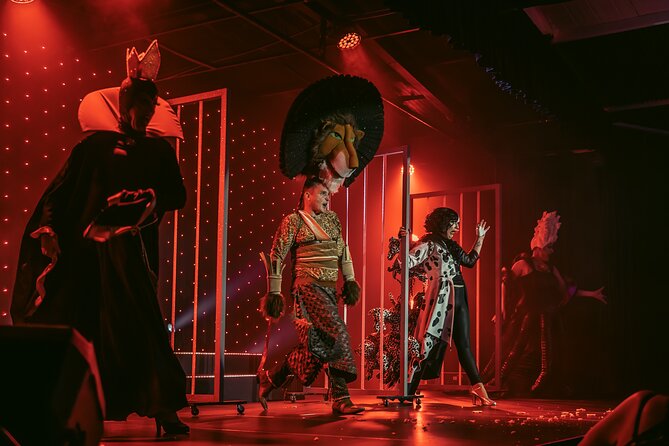 Stardust Variety Dinner Show - Who gets the best value from Stardust?