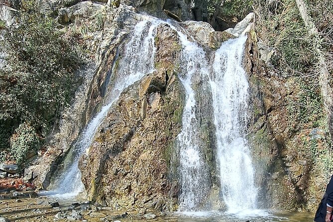 Troodos Mountains Jeep Tour with Wine Tasting - Salamiou coffee and the Arminou Dam