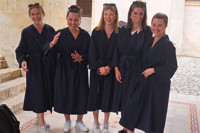 Troodos Mountains Jeep Tour with Wine Tasting - Omodos: lunch, lanes, and local treats