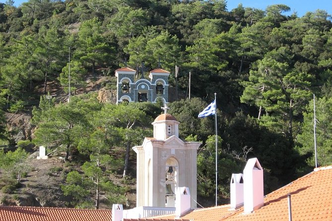 Troodos Peaks & Mountain Flavors Day Tour from Paphos - Pedoulas lunch, with a choice to make